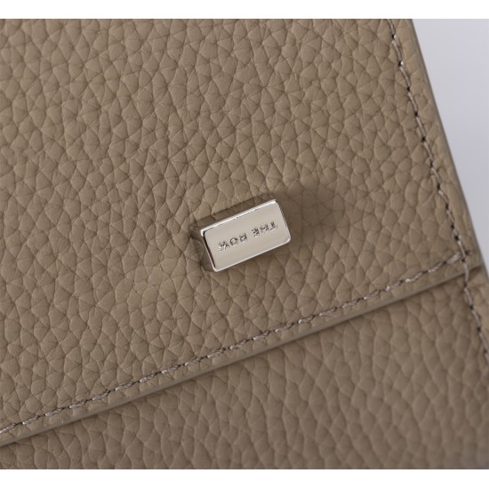 The Row Bags Top Quality
Small:26.20.18
Big:38.26.23