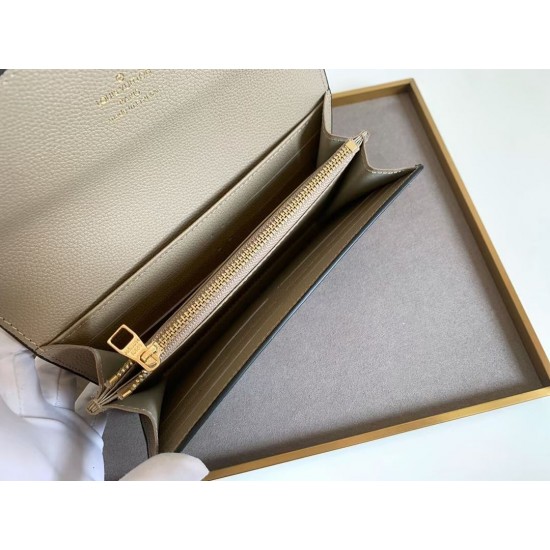 LV Bags High Quality Flip Wallet
