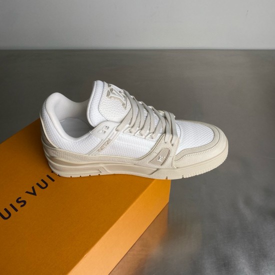 LV Shoes Top Quality
women 35-40 

men 39-45