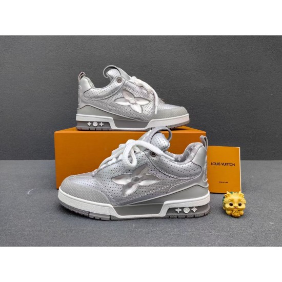 LV Shoes Top Quality
women 35-40 

men 39-45