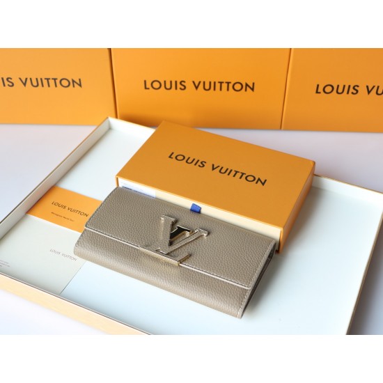 LV Bags High Quality Flip Wallet
