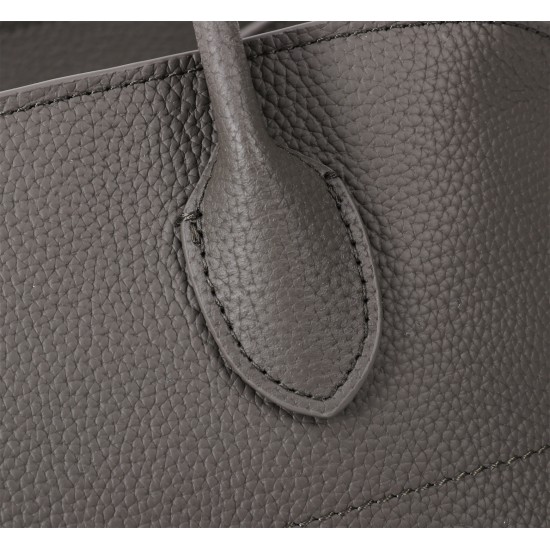 The Row Bags Top Quality
Small:26.20.18
Big:38.26.23