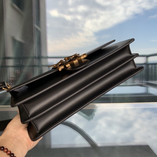 Pinko Bags Top Quality
27*17*8cm