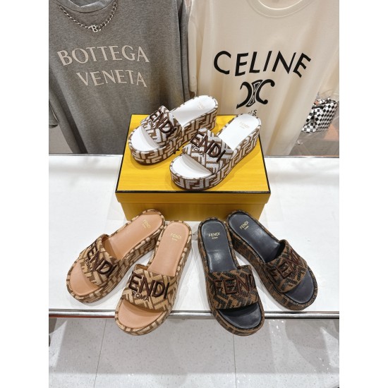 Fendi Shoes Top Quality