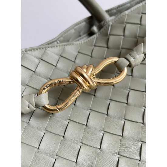 BV Bags Top Quality ANDIAMO 743575