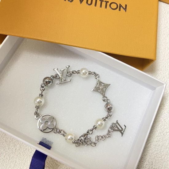 LV Jewelry High Quality