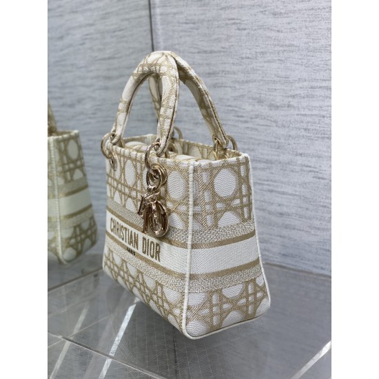 Dior Bags Top Quality
Five Grid