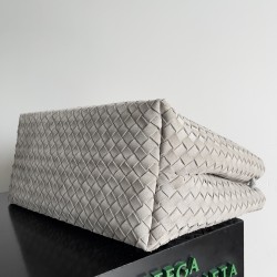 BV Bags Top Quality ANDIAMO 743575