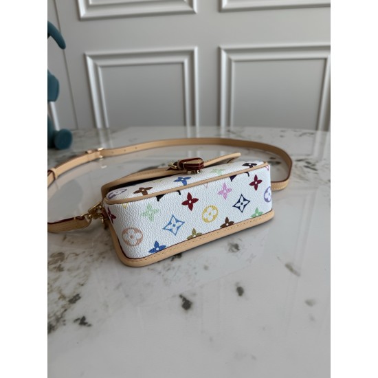 LV Bags Top Quality NANO DIANE
19*10.5*6