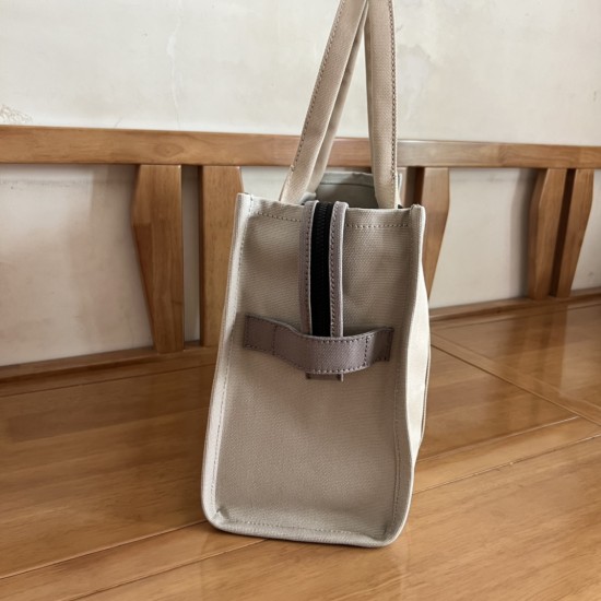MJ Tote Full leather size: 41 * 34 * 15cm $140 Full leather medium size: 33 * 28 * 13cm $120 Full leather small size: 26 × 20 × 13cm $100 Fabric Large Size: 41 * 34 * 15cm $100 Medium size of fabric: 33 * 28 * 13cm $90 Fabric small size: 26 × 20 × 13cm $8