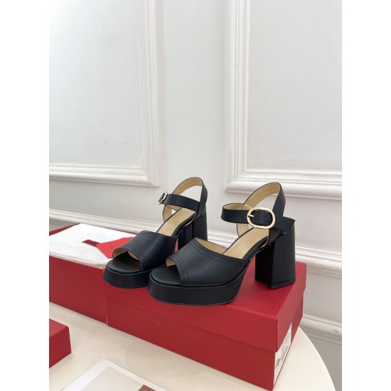 Valentino Shoes Top Quality