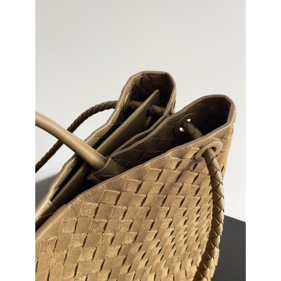 BV Bags Top Quality ANDIAMO 743575