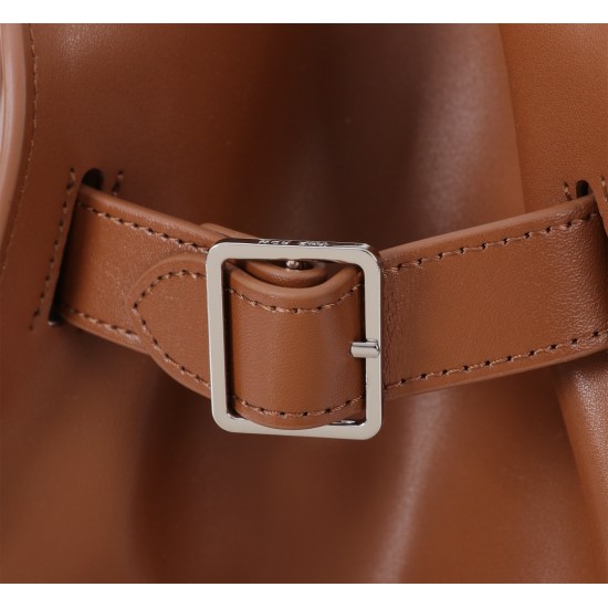 The Row Bags Top Quality
Small:26.20.18
Big:38.26.23