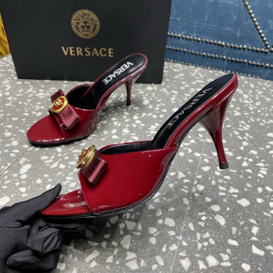 Versace Shoes Fashion shoes
 Top Quality