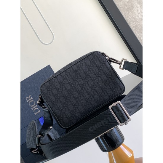 Dior Bags Top Quality
Saddle Set 23.3 x 16.5 x 4.3