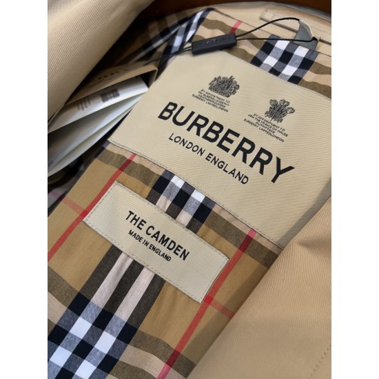 Burberry coat
uk4，6，8，10，12