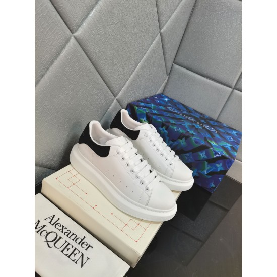 McQueen Shoes High Quality
women 35-40 

men 39-44