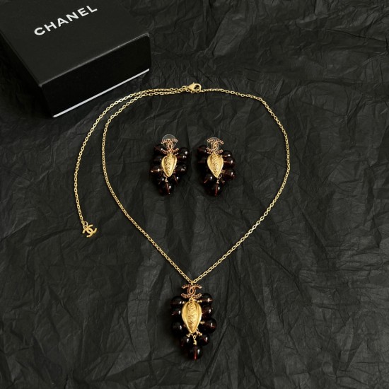 Chanel Jewelry Necklace