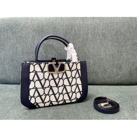 Valentino Bags Top Quality
35/25/17cm