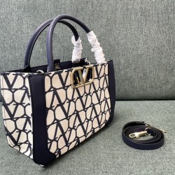 Valentino Bags Top Quality
35/25/17cm