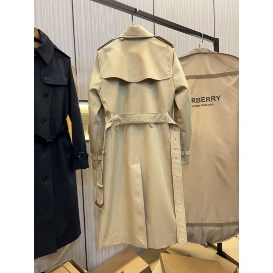 Burberry coat
uk4，6，8，10，12