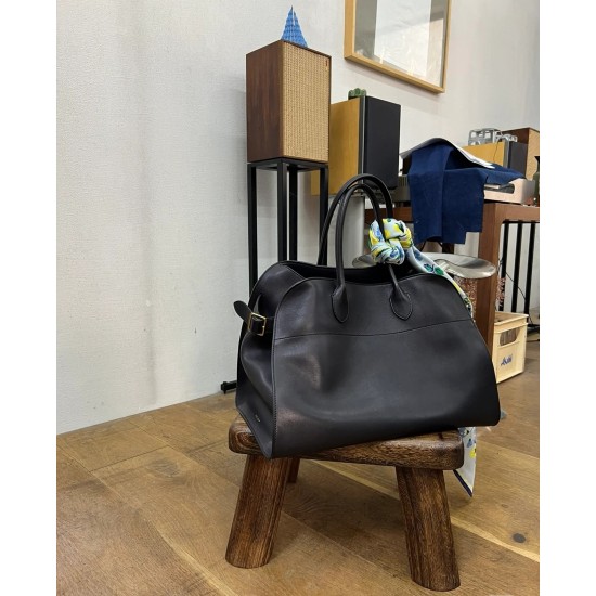 The Row Bags Top Quality
Small:26.20.18
Big:38.26.23