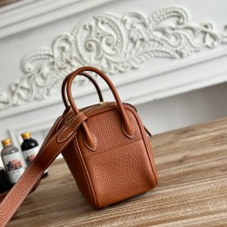 Hermes Bags Top Quality lindy琳迪
19cm $240