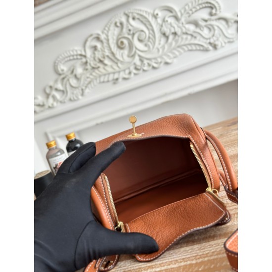 Hermes Bags Top Quality lindy琳迪
19cm $240