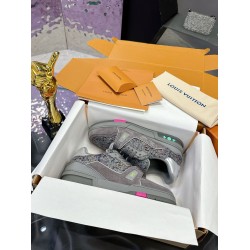 LV Shoes Top Quality
women 35-40 

men 39-45