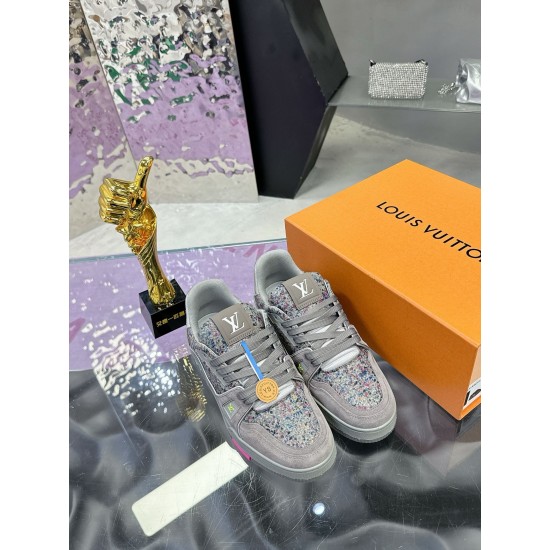 LV Shoes Top Quality
women 35-40 

men 39-45