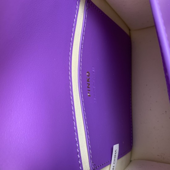 Pinko Bags Top Quality
27*17*8cm