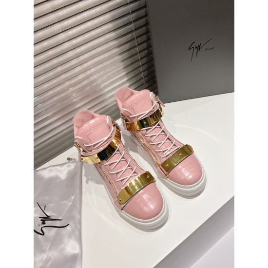 CL Shoes Casual shoes

 Top Quality