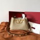 Valentino Bags Top Quality
35/25/17cm