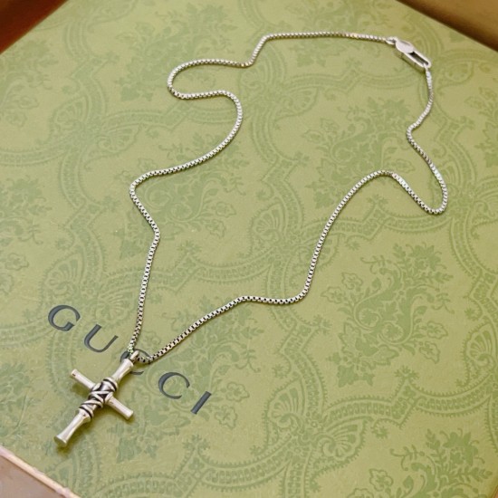 Gucci Jewelry Necklace