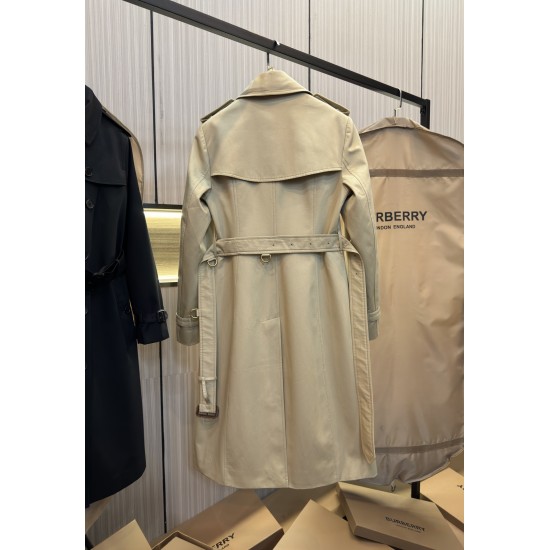 Burberry coat
uk4，6，8，10，12