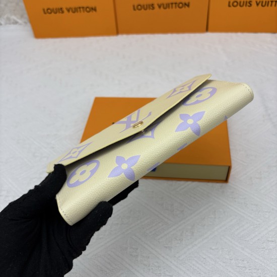 LV Bags High Quality Flip Wallet
