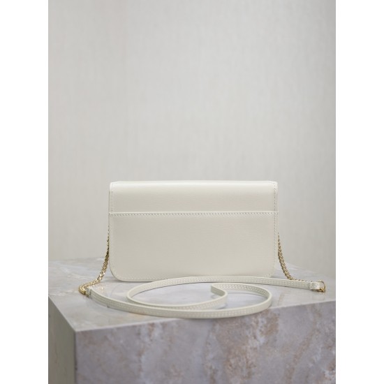 YSL Bags Top Quality
18x11x2cm