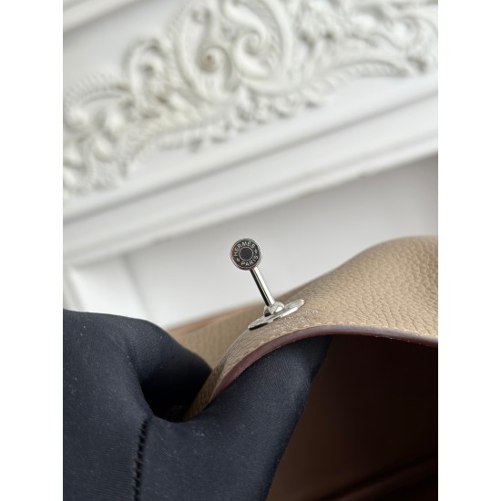 Hermes Bags Top Quality lindy琳迪
19cm $240