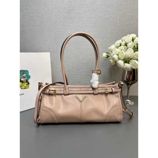 Prada Bags Top Quality
32x15.5x12cm