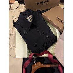 Burberry coat
uk4，6，8，10，12