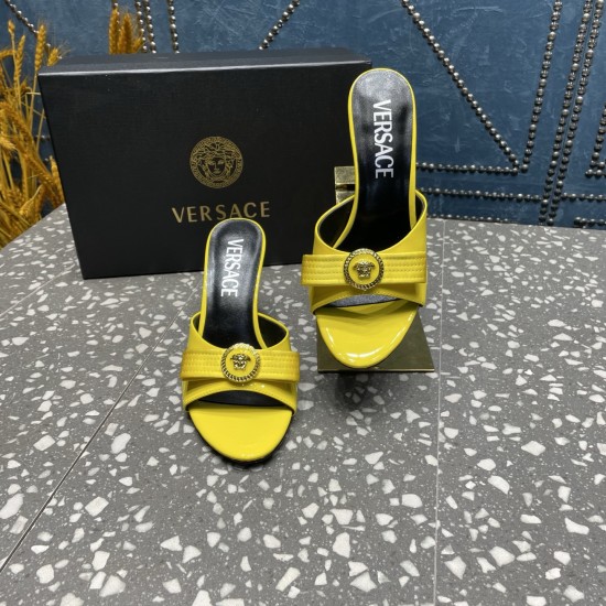 Versace Shoes Fashion shoes
 Top Quality