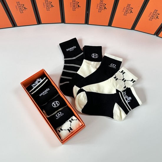 Hermes Socks
