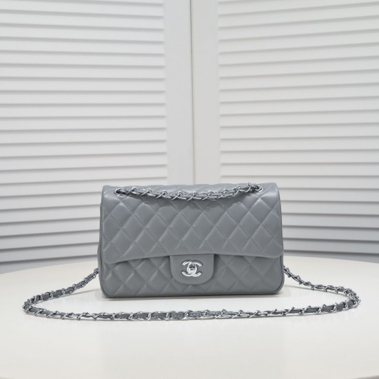 Chanel 1112