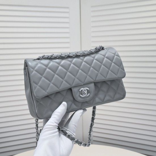 Chanel 1112