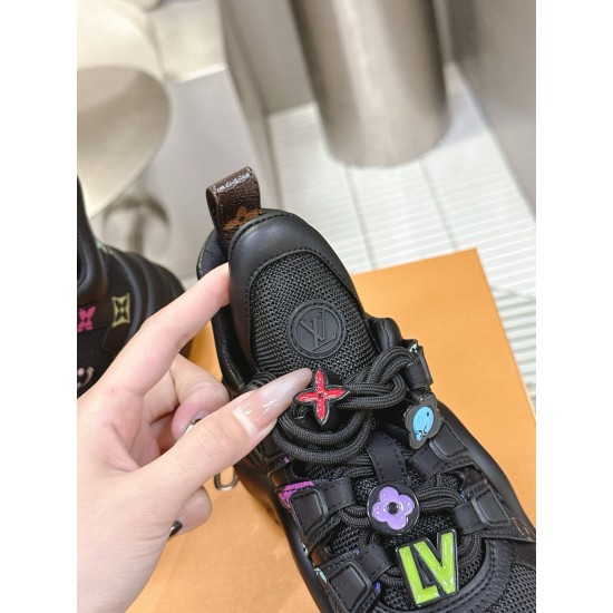 LV Shoes Top Quality
women 35-40 
