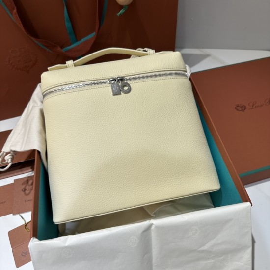 LP Bags Top Quality Size: 23 × 8 × 22cm