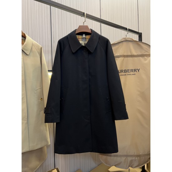Burberry coat
uk4，6，8，10，12