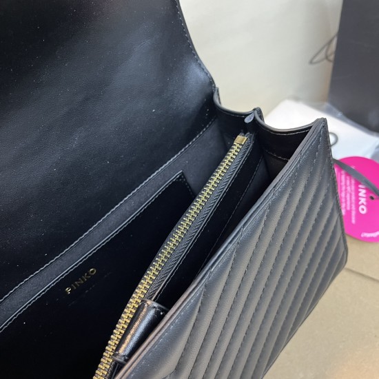 Pinko Bags Top Quality
27*17*8cm