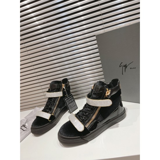 CL Shoes Casual shoes

 Top Quality