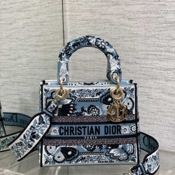 Dior Bags Top Quality
Five Grid